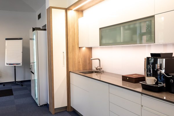 zasedačka - náhled 7