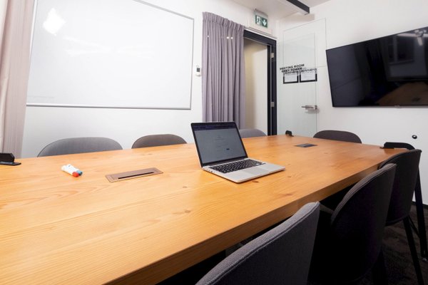 Grey Tower – meeting room@Zenwork Praha - náhled 1