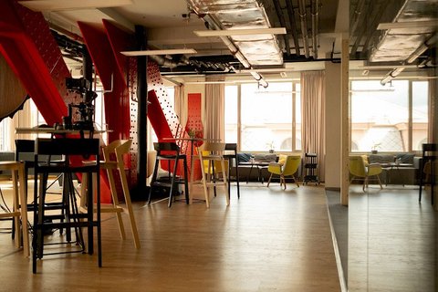 Zenwork Praha - Zenwork Red Space s terasami - náhled 10