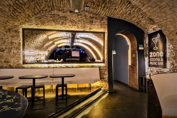 Zone Bar Prague - náhled 6