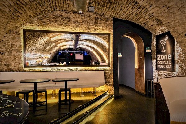 Zone Bar Prague - náhled 12